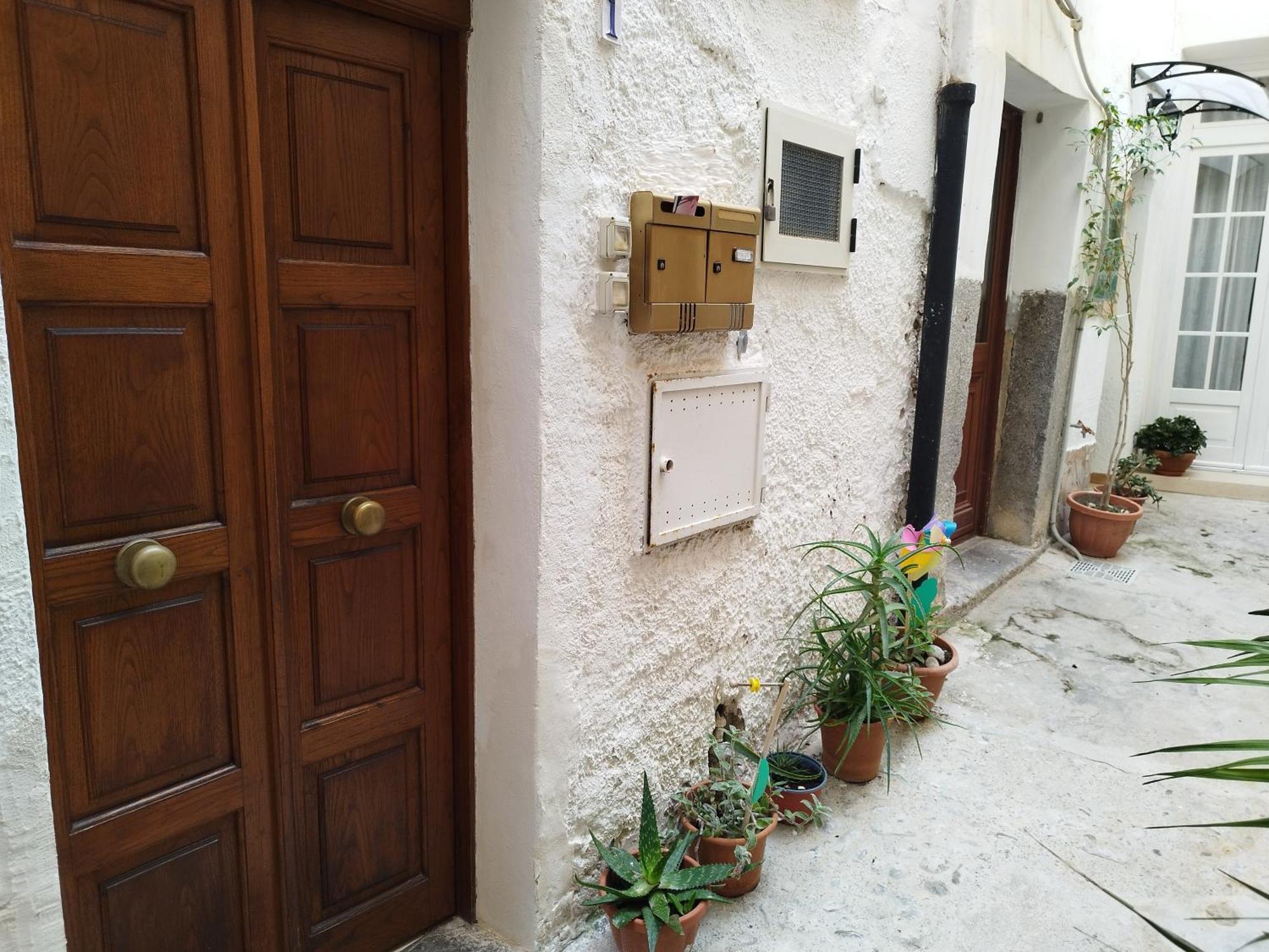 Cortile Maggiore Cefalu